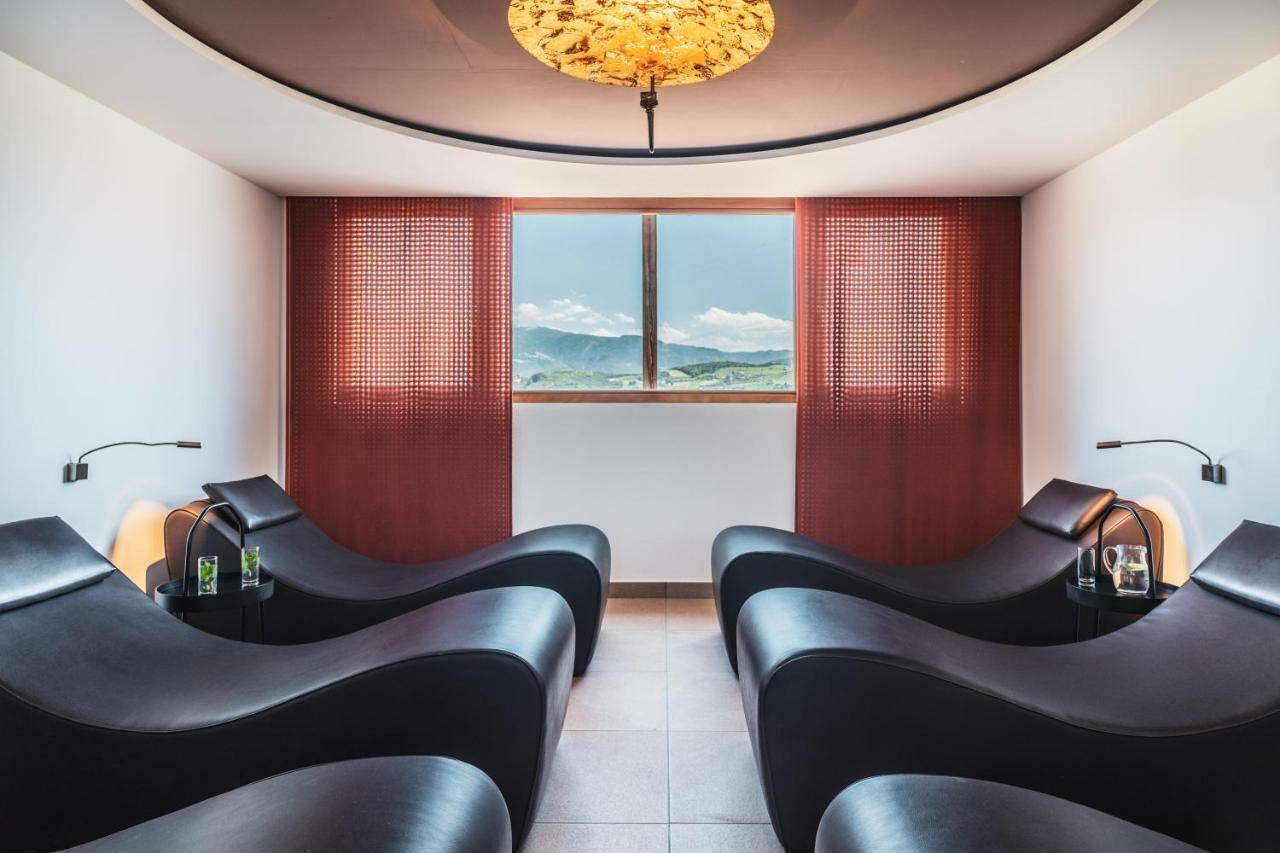 Art & Design Hotel Napura Terlano Eksteriør bilde